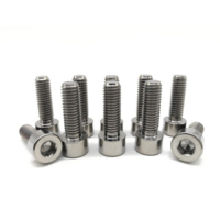 Kruvikomplekt M8×30 (10 tk)