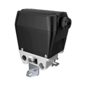 Front Page 39 F0044601B